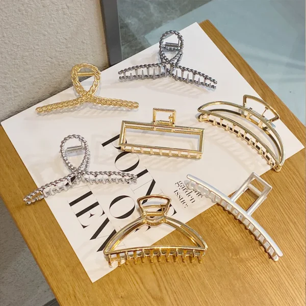 Simple Metal Hollow Out Geometric Hair Claw Ladies Elegant Hair Accessories Cross Crab Bath Clip For Women Fashion Girl Headwear - Image 4