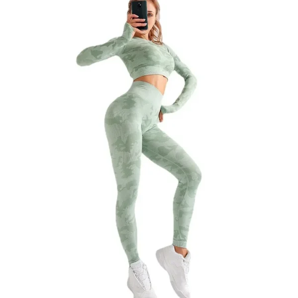 Camouflage Fitness Yoga Sportswear Set Long Sleeve Bra And Pants Tightening Butt Lifting Capris Perfect for Gym And Exercise - Image 5