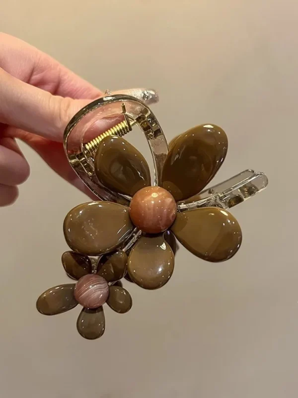 1 elegant floral hair clip for women - perfect for fixing half height hairstyles, decorating wigs, and fashionable hair clips - Image 4