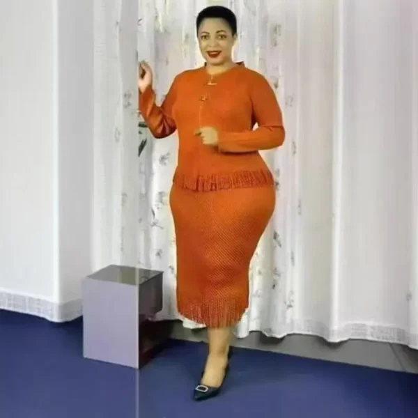 Women Miyaki Miyake Pleated Two-Piece Suit Plus Size Top + Tassel Skirt Elegant Elegant Can Be Worn in All Seasons Knitted - Image 2