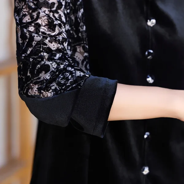 Golden Velvet Set Women's Plus Size Elegant Round Neck Women's Sports Shirt Casual Fashion 2-piece Set Autumn New Sports Set - Image 5