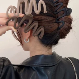 1/3pcs Grab Clip Large Hair Volume Matte Hairpin Exquisite High-end Disc Hair Shark Clip New Simple Headgear Hairpin Female