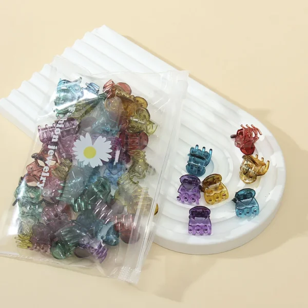 30Pcs/Bag 1.5cm Woman Mini Hair Claws Colorful Crab Hair Clips for Girls Baby Sweet Hairpins Hair Accessories Barrettes Gift - Image 4