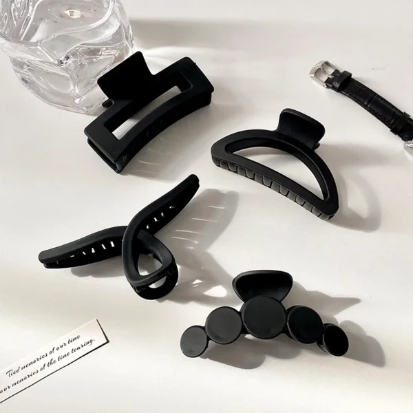 Women Elegant Black Geometric Plastic Hair Claw Lady Sweet Long Hair Holder Toothed Hair Clips Hairpins Fashion Hair Accessories - Image 2
