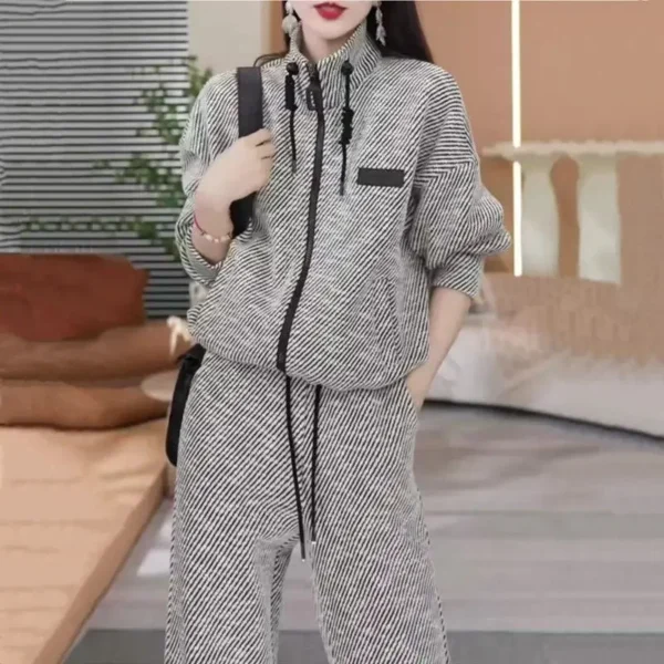 Spring Autumn 2025 New Fashionable Ageless Casual Sportswear Hoodie Wide Leg Pants Two Piece Set Women Elegant Stylish
